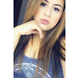 Meet your Posher, Clara